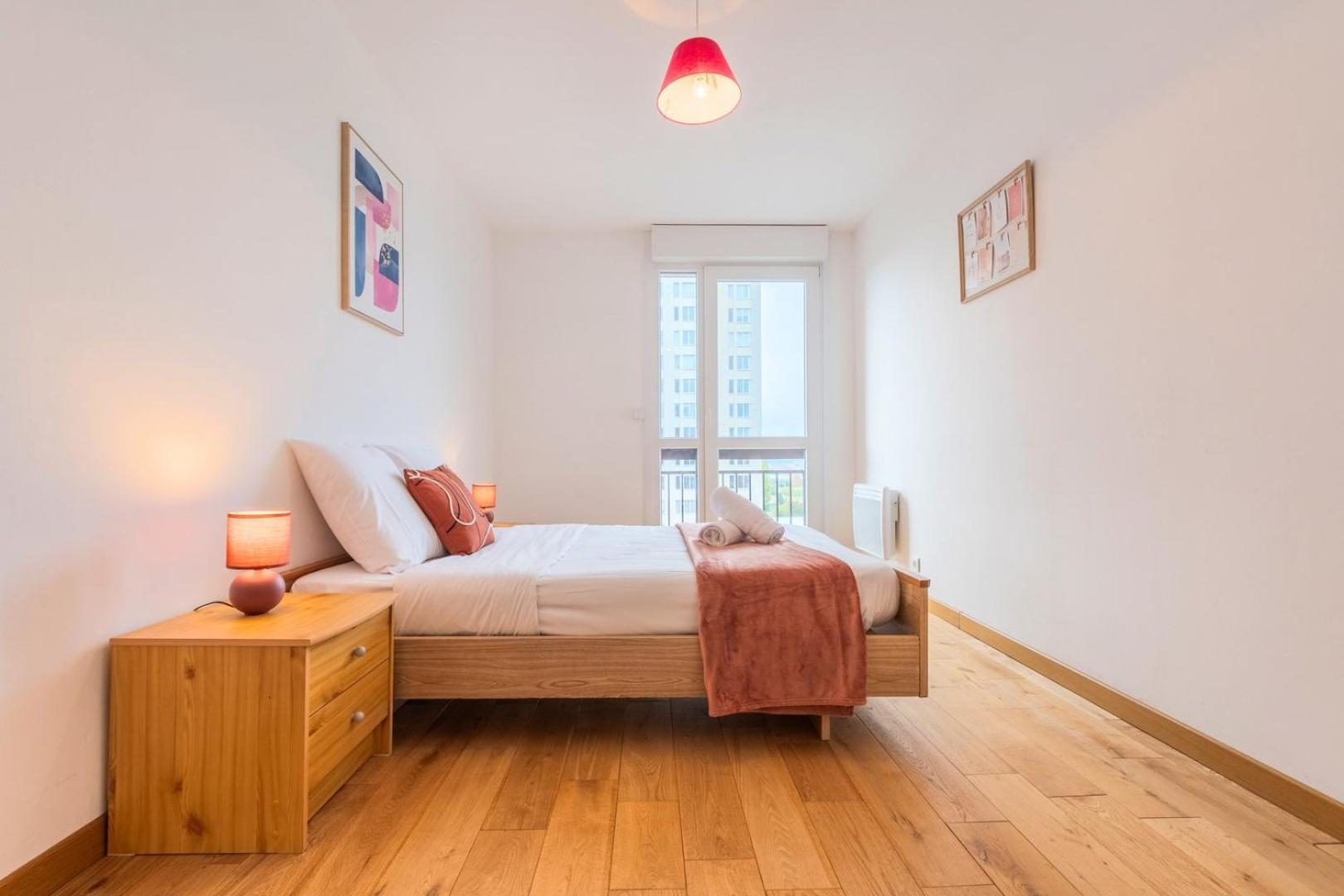 2 Bedroom With Balconies & Private Parking