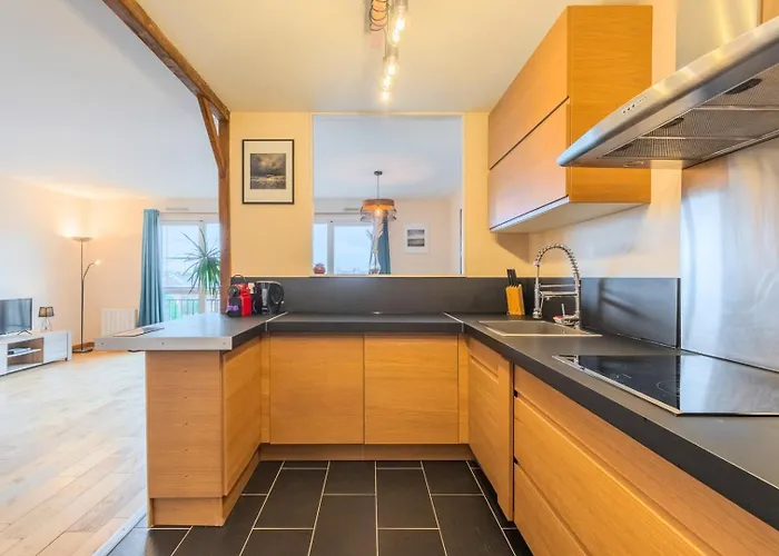 2 Bedroom Apartment With Balconies & Private Parking